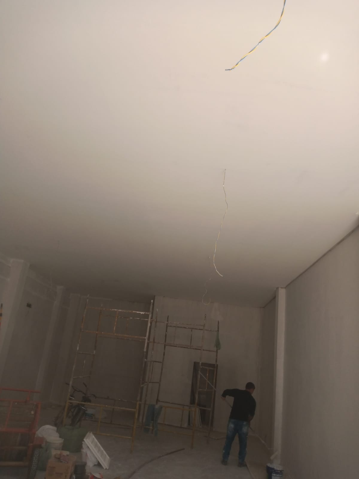 Forro de gesso liso acabado em Petrolina-PE